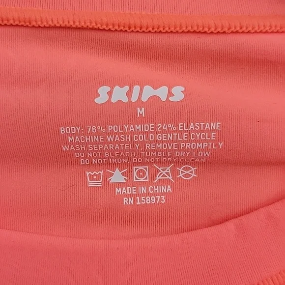 Skims long-sleeved bodysuit, orange sorbet, size medium - Picture 2 of 2